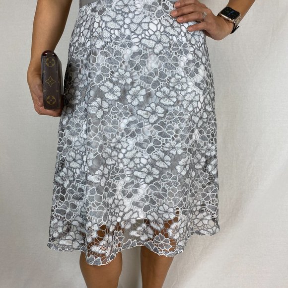 Betsy & Adam Silver Lace Waist Tie Dress - Picture 3 of 9